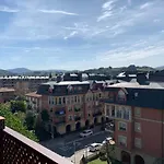 Residencial Sanz-enea A 100m De La Playa * Zarautz