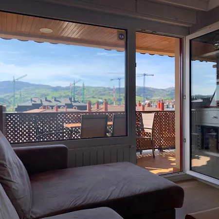 Residencial Sanz-enea A 100m De La Playa Zarauz
