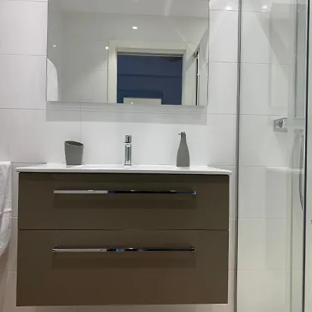 Residencial Sanz-enea A 100m De La Playa Apartment *